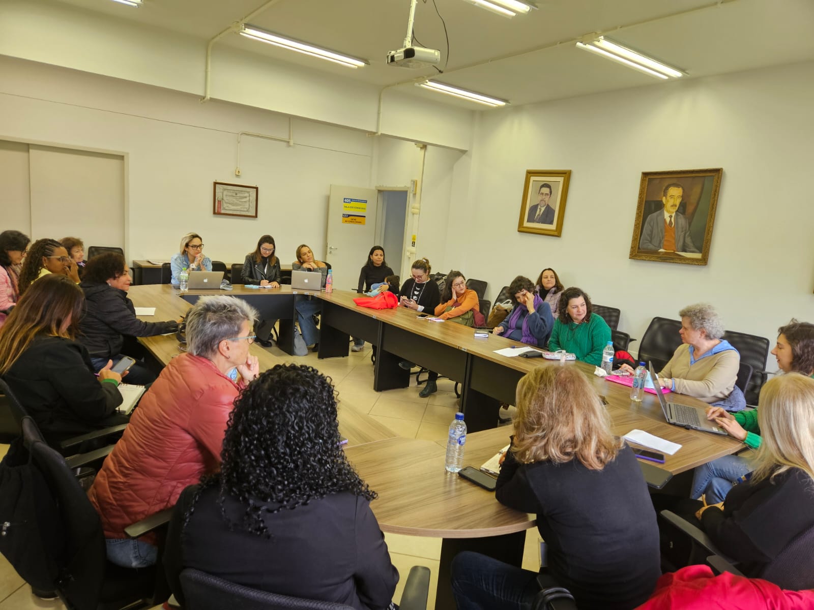 reuniao das pesquisadoras do INCT-Caleidoscopio