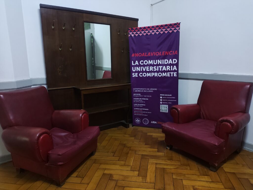 la comunidad universitaria se compromete