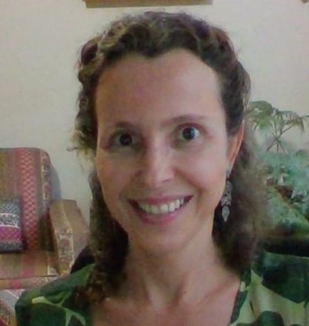 Viviane de Melo Resende