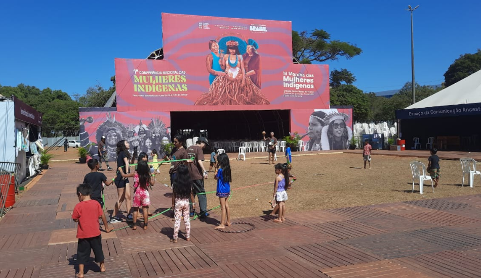 IV marcha mulheres indígenas.